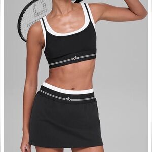 ALO Yoga Women's Green Sports Bra and Skirt Set